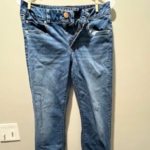 American Eagle Favorite Boyfriend Jeans Size 8